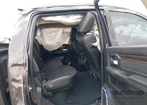 2022 Ram 2500 Laramie 4X4 6'4 Box z USA, uszkodzony, nr VIN 3C6UR5FL0NG280552